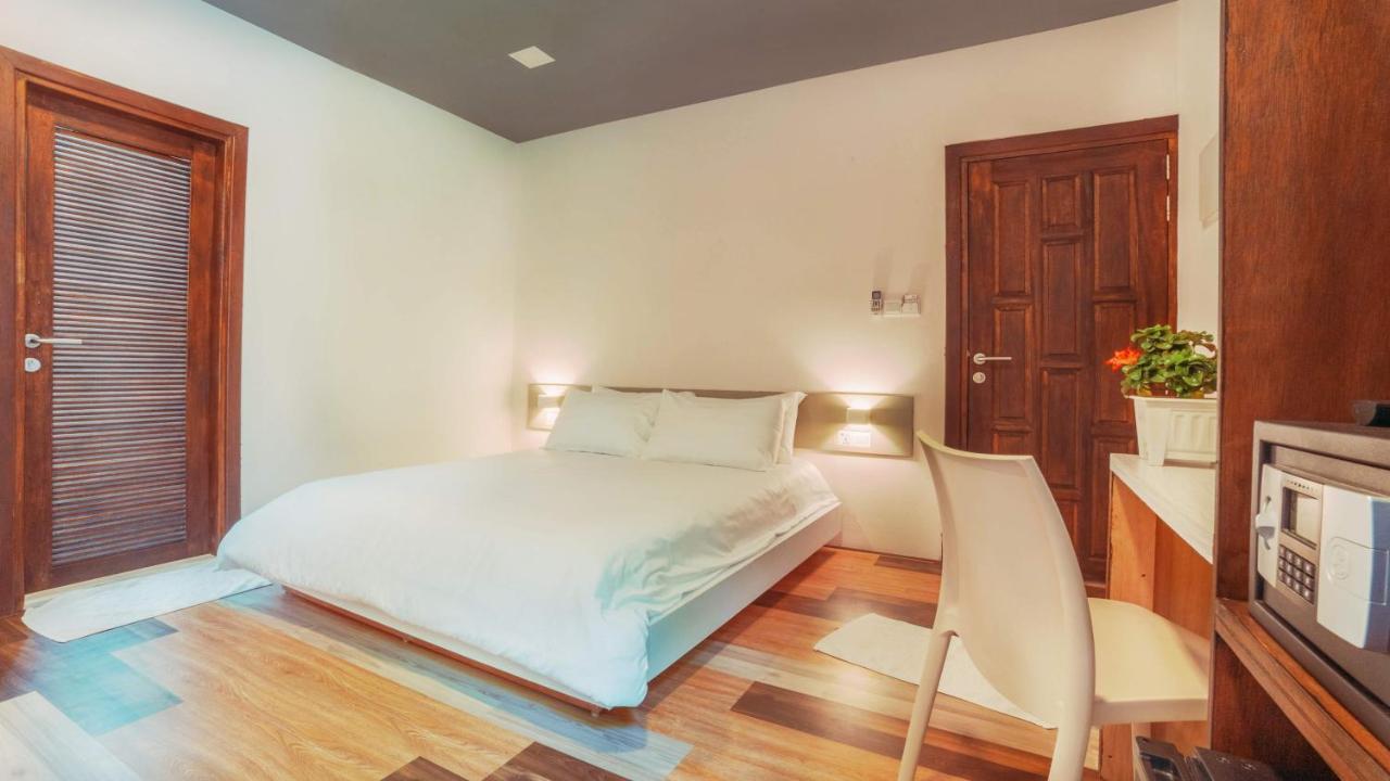 White Coral Rasdhoo Hotel Bagian luar foto