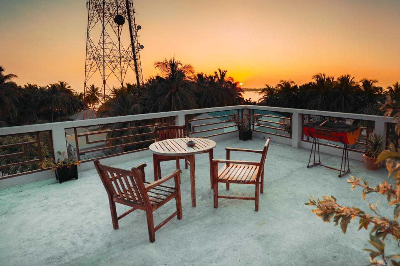 White Coral Rasdhoo Hotel Bagian luar foto