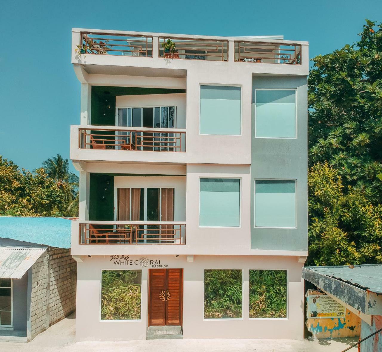 White Coral Rasdhoo Hotel Bagian luar foto